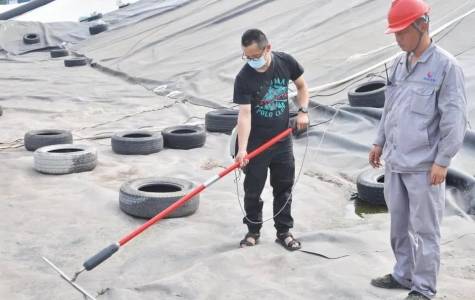 Nghiệm thu mối hàn màng HDPE bằng phương pháp kiểm tra tia lửa điện (spark testing) theo tiêu chuẩn ASTM D6365